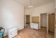 ++1140++ sanierungsbedürftige 3,5 Zimmer Wohnung in Stilvilla! idyllischer Garten!