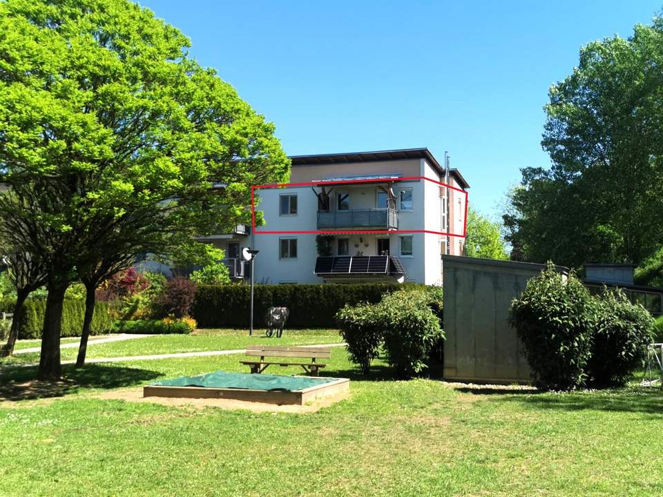 Gepflegte, sonnige ETW mit Balkon und Garagenplatz in begehrter Wohngegend