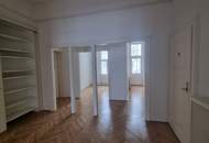 Wunderschöner Altbau im Botschaftsviertel