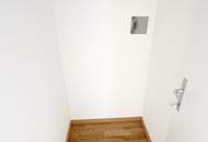 Schöne Dachgeschoßmaisonette mit Terrasse und Wienblick und 2 Garagenplätzen (Stapelparker) (Mietbeginn 01.08.2026)