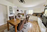 Ruhig gelegenes Wohnhaus mit herrlichem See- und Gebirgsblick und viel Platz