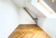 Traumhafte Dachgeschoßwohnung mit Galerie, Terrassen und Blick zum Anninger - Lift optional möglich