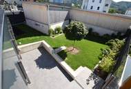 Eckreihenhaus mit Garten und Carport