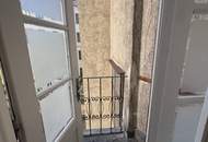 STUDENTEN AUFGEPASST! Zentral begehbare 6 Zimmer Wohnung mit Klopfbalkon! mit guter Anbindung in die City!