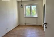 Helle 4-Zi-Wohnung mit Loggia