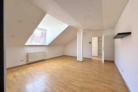 Dachgeschosswohnung zum Schnäppchenpreis - Nahe Klinik Donaustadt, Wohnung-kauf, 159.000,€, 1220 Wien 22., Donaustadt