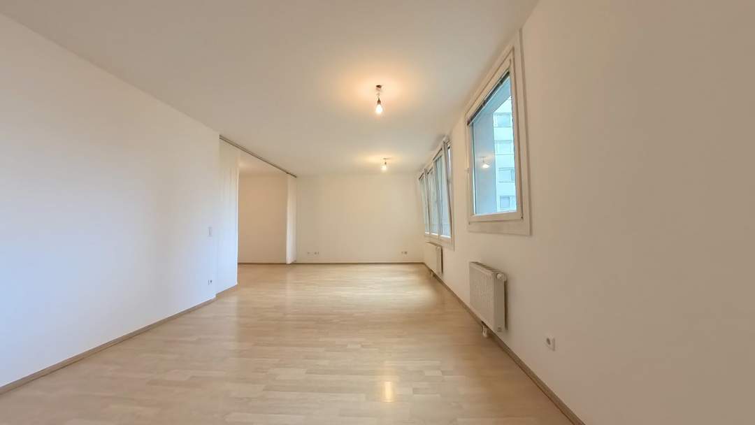 Modernes helles City-Apartment in U1 - UNO-CITY - PRATERNÄHE !