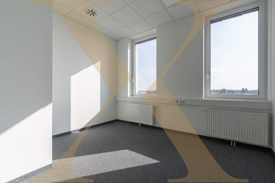 Modere Bürofläche direkt an der Trauner Kreuzung zu vermieten!, Gewerbeobjekt-miete, 4.078,87,€, 4050 Linz-Land