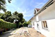360° TOUR // REPRÄSENTATIVES EINFAMILIENHAUS mit POOL & sonnigem GARTEN