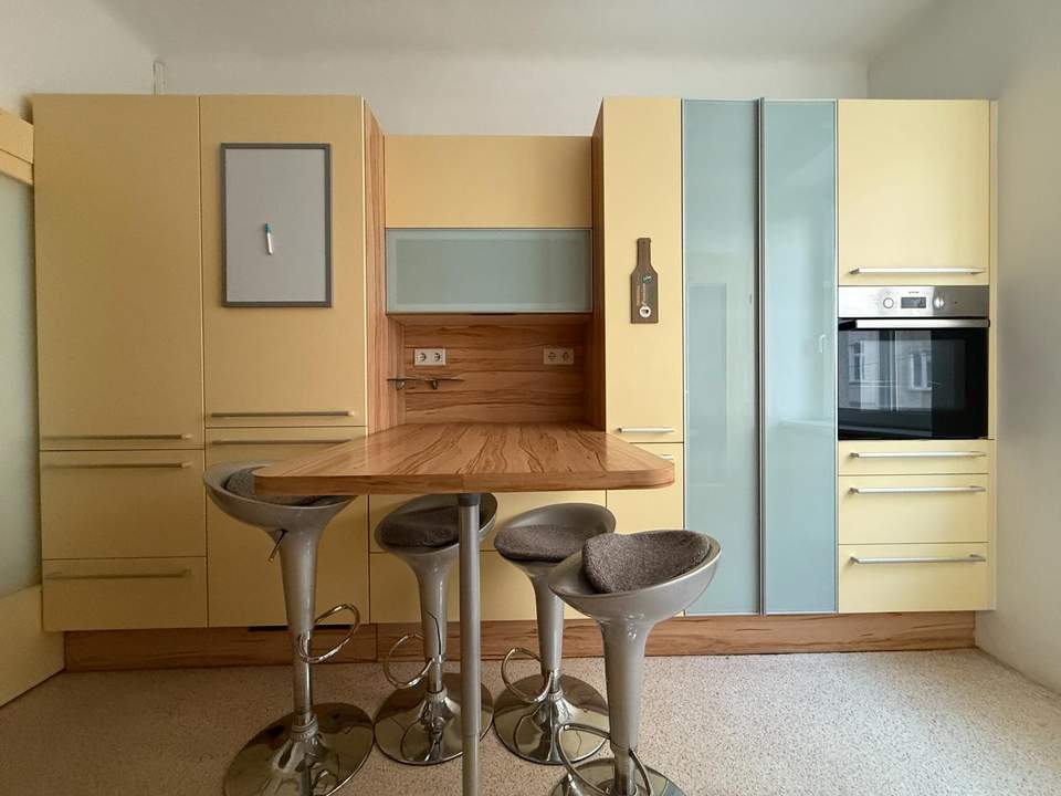 " 2,5-Zimmer mit Homeoffice-Möglichkeit und Top-Infrastruktur "