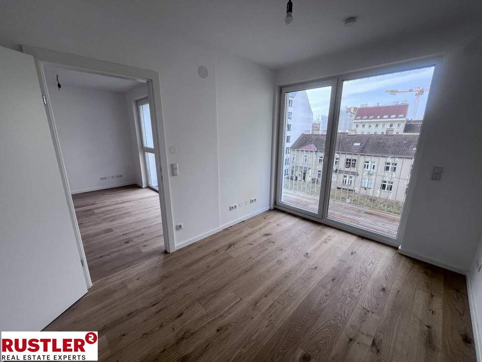 Muhr 58 | Sonnige 3-Zimmerwohnung mit Balkon | Erstbezug | Hofruhelage
