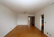 Erste Lage! großzügige 5 Zimmer Wohnung mit Balkon und toller Aussicht
