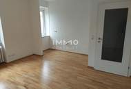 Sanierte 2-Zimmer Wohnung in Steyr, 44m², 2. Etage, Bad mit Fenster!