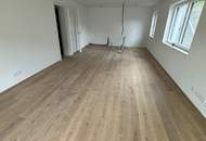 Modernes Zweifamilienhaus mit Gartenwohnungen – Erstbezug!