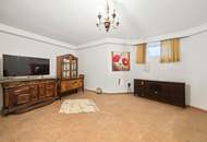 HOCHKARÄTIGES WOHNEN IN GRÜNRUHELAGE! WOHLFÜHL-REFUGIUM DER EXTRA KLASSE: TRADITION TRIFFT MODERNSTEN KOMFORT!