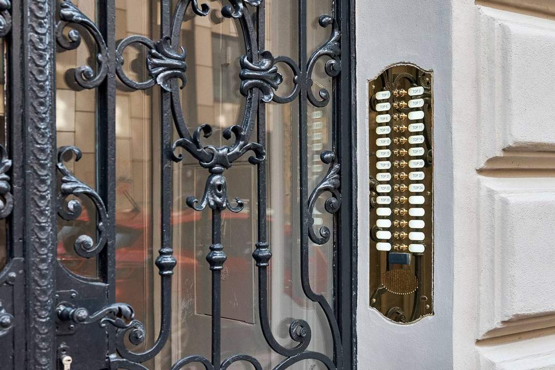 Exklusiver Rohdachboden mit rechtskräftiger Baubewilligung in Toplage – Schönbrunner Straße 60