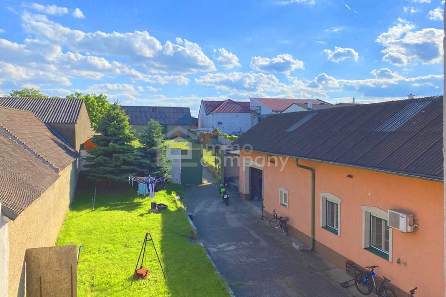 Viel Raum ! Viel Fläche ! Viel Freiheit ! 2 Wohneinheiten, Garagen, Halle, Garten, ..., Haus-kauf, 590.000,€, 7111 Neusiedl am See