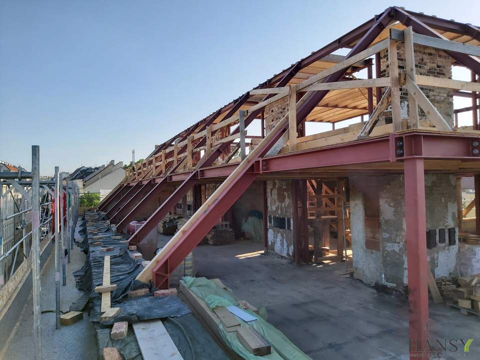 Über den Wolken - Traumhafte Neubau Maisonette-Dachgeschosswohnung mit Blick auf die Gloriette!