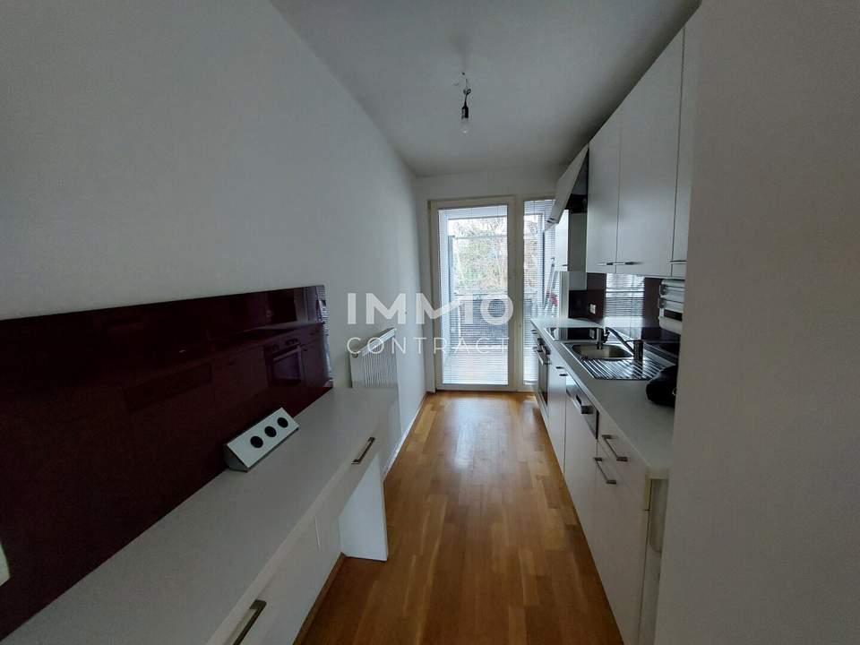 Anfragen nur per Mail!