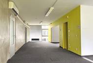 Modernes Praxishaus/ Bürohaus in Hietzing mit Garage &amp; 4 Stellplätzen