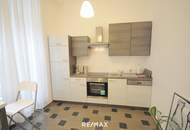 Geräumige Altbauwohnung / ONLINE-TERMIN -BUCHEN https://www.remax.at/de/1662-1532