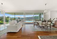 Exklusive Architektenvilla mit Pool und Seeblick