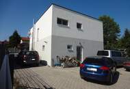 NEUWERTIGES HAUS MIT SCHÖNEM GARTEN!