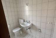 Ein Zuhause zum Ankommen und Wohlfühlen: gemütliche 3-Zimmer-Erdgeschosswohnung mit Charakter in Münichholz - ruhige, zentrumsnahe Lage in Steyr mit ausgezeichneter Anbindung!