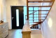 Lebensqualität pur: Großzügiges Einfamilienhaus mit traumhafter Pool-Landschaft