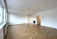 Generalsanierte Neubauwohnung! Ruhiges, hofseitiges Schlafzimmer!