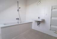 2 Zi.-DG-Maisonette im superschöner Altbau an Single oder Pärchen zu vergeben.