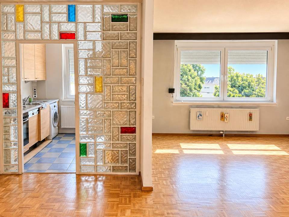 Großzügige 4-Zimmer Wohnung