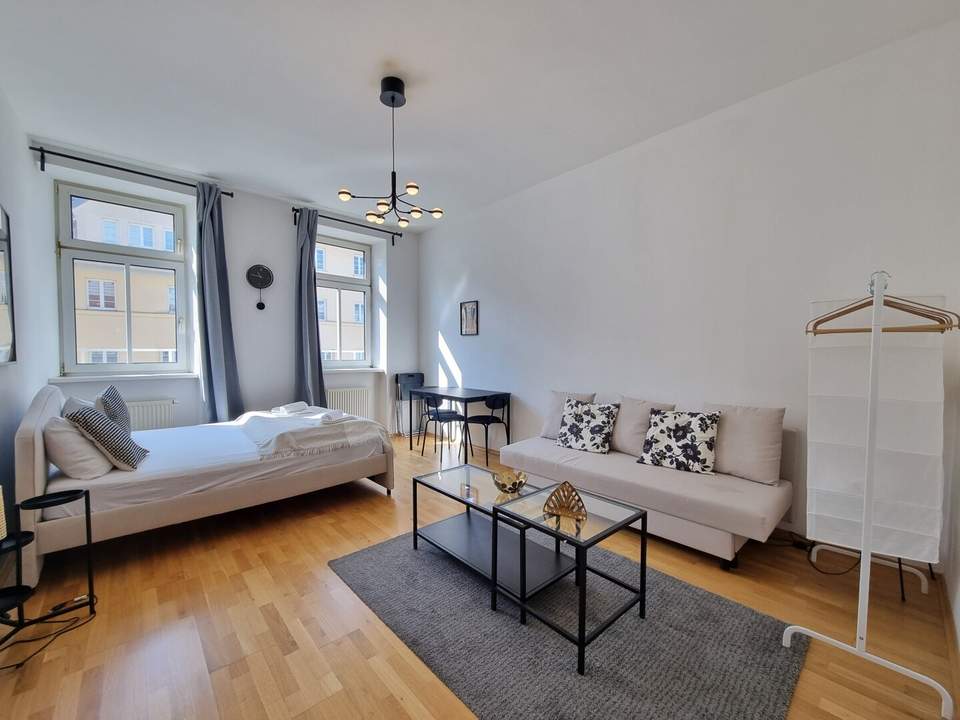 Freundliche 2 Zimmer mit Altbaucharme in ruhiger Lage - Bahnhof Hernals in der Nähe