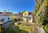 Wohnhaus mit starkem Sanierungsbedarf in ruhiger Lage!