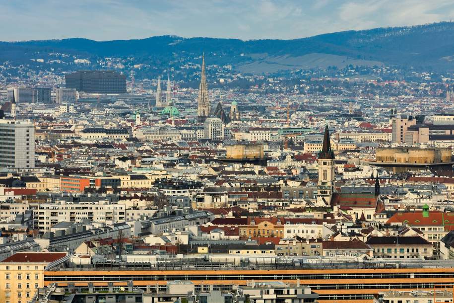 ERSTBEZUG - Q TOWER: Exklusive 4 Zimmerwohnung mit 57m² Balkon und traumhaftem Blick über ganz Wien, Wohnung-miete, 3.449,32,€, 1030 Wien 3., Landstraße