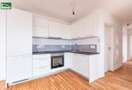 Moderne Dachgeschosswohnung mit Loggia und großer Dachterrasse in Grünlage