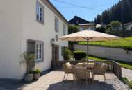 Stilvoll. Großzügig. Zentral - Wohnhaus mit großer Terrasse und Garten