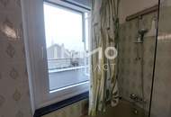 Erstbezug nach Renovierung. Single DG- Terrassen- Wohnung mit Air-Condition.