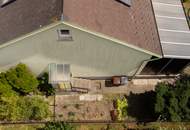 Saniertes Einfamilienhaus mit großem Garten in sehr guter Lage und ausgezeichneter Infrastruktur.