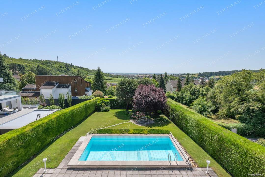 Exklusives Einfamilienhaus mit Weitblick über Wien in Hagenbrunn !