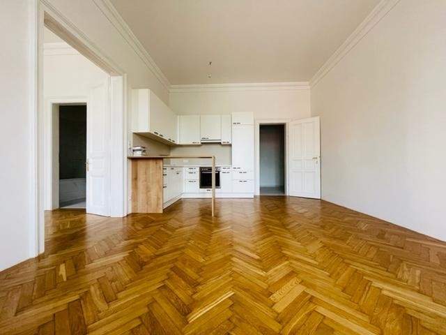 Klassische 2-Zimmer-Wohnung - verfügbar ab April 2026