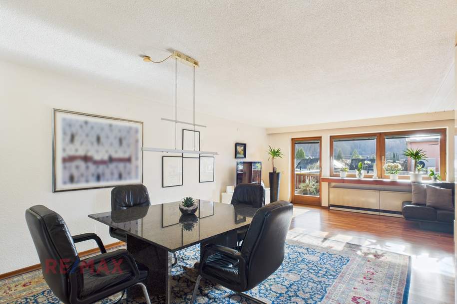 Zweistöckige Dachgeschosswohnung mit 5 Zimmern, Wohnung-kauf, 6800 Feldkirch