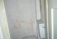 Günstiges renovierungsbedürftiges Haus mit kleinen Grundstück in Attnang Puchheim!!