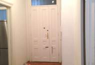 AB JÄNNER 2027! Schöne 2 1/2 Zimmer Altbauwohnung im Herzen des 6. Bezirks!