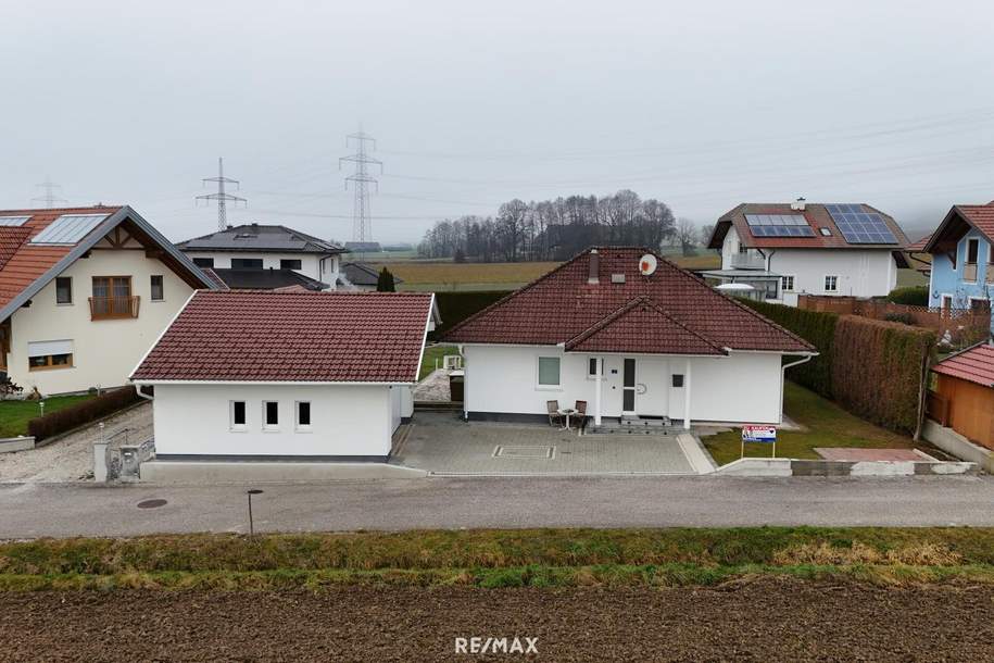 Bungalow mit großzügigem Nebengebäude, Terrasse und nachhaltiger Heiztechnik, Haus-kauf, 398.000,€, 4951 Braunau am Inn