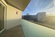 Zehnerviertel, Bahnhofsnähe!!! ABENDSONNE!!! Großzügige 2 Zimmer Wohnung mit Loggia!!!