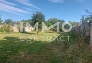 WOHN-UND GESCHÄFTSHAUS AUS DEM 16. JAHRHUNDERT IM HERZEN VON LANGENLOIS 100 m Kellerröhre, Nebengebäude, Innenhof, Geschäftslokale, usw.