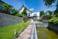 Modernes Cafe-Restaurant mit Panorama-Blick auf den Attersee wartet auf Ihre Übernahme!