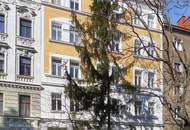 Großzügige sanierte 2-Zimmer-Altbauwohnung mit Potenzial und Ruhelage