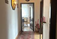 Zweifamilienwohnhaus mit großem Grundstück